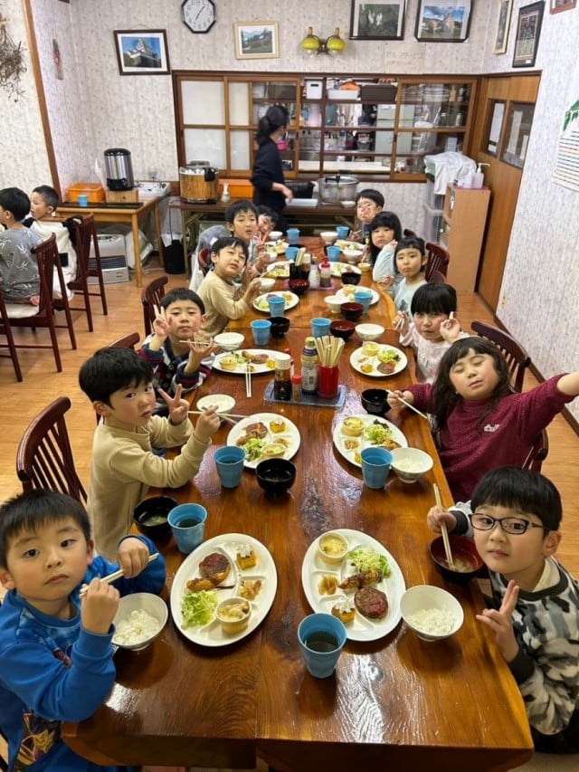 宿の食事おいしい～♪